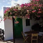 Buganvilla Molino Semesterbostad