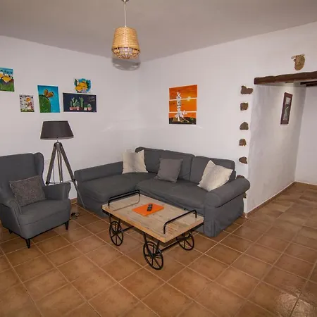 Buganvilla Molino تيناجون