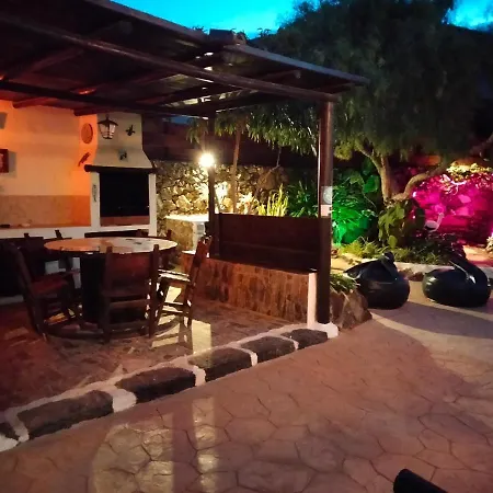 بيت للعطل Buganvilla Molino