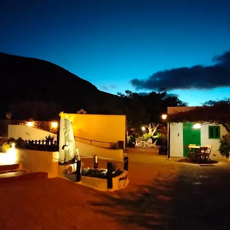 Nyaraló Buganvilla Molino *