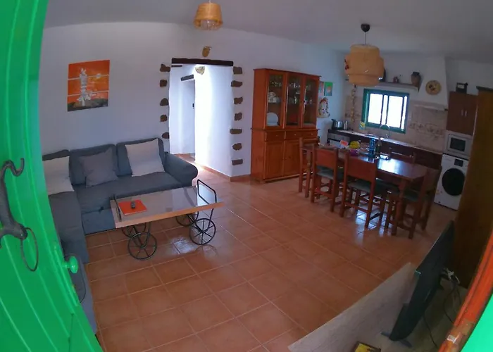 Buganvilla Molino Nyaraló Tinajo