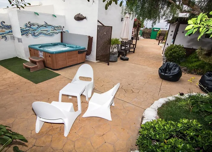 Buganvilla Molino Nyaraló Tinajo